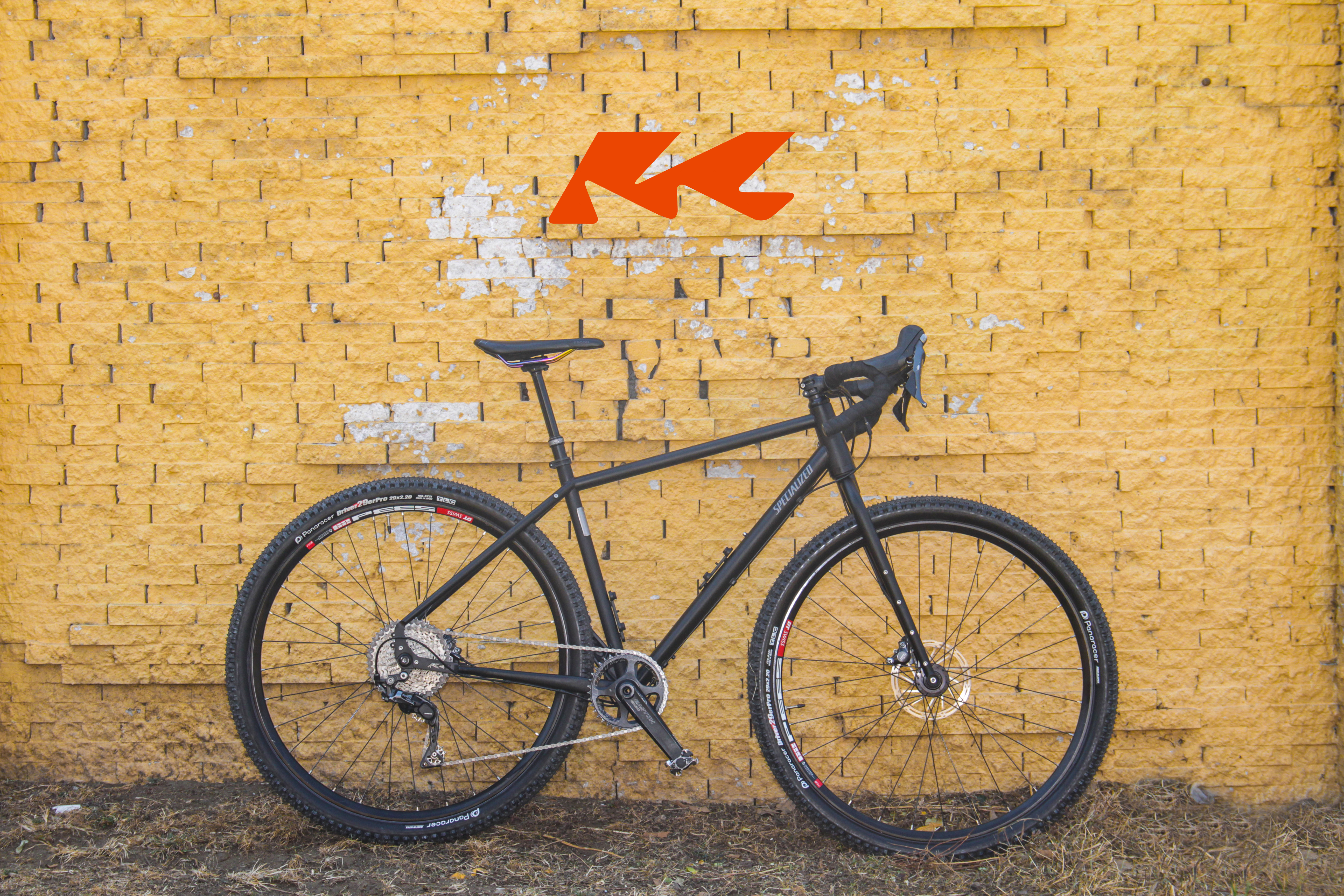 Val y Juanito en el taller